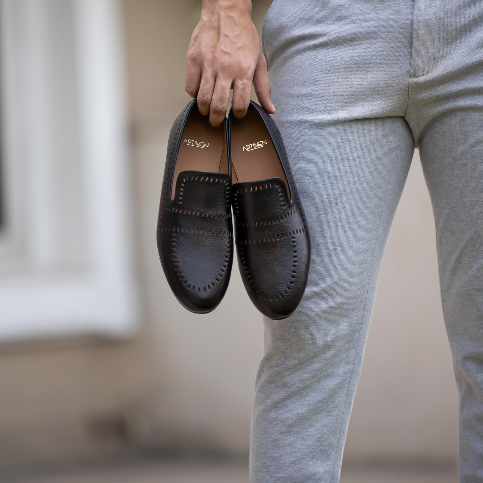 Punch loafer