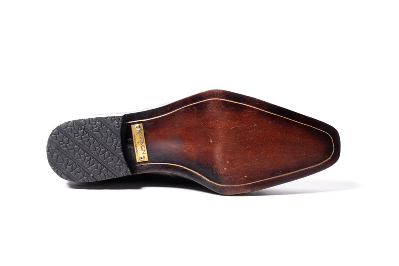 Black-Toe Ox