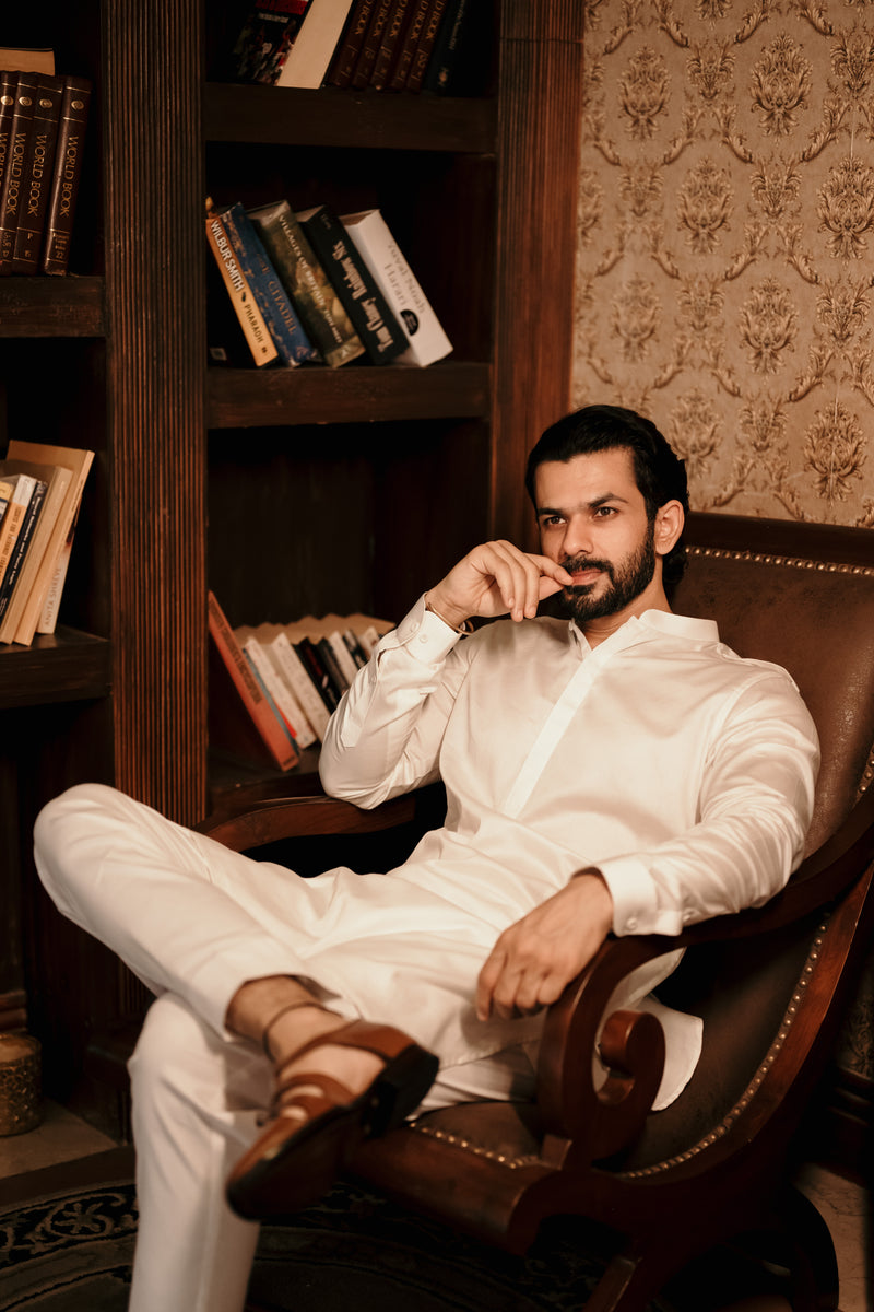 Ivory Shoulder Flap Kurta